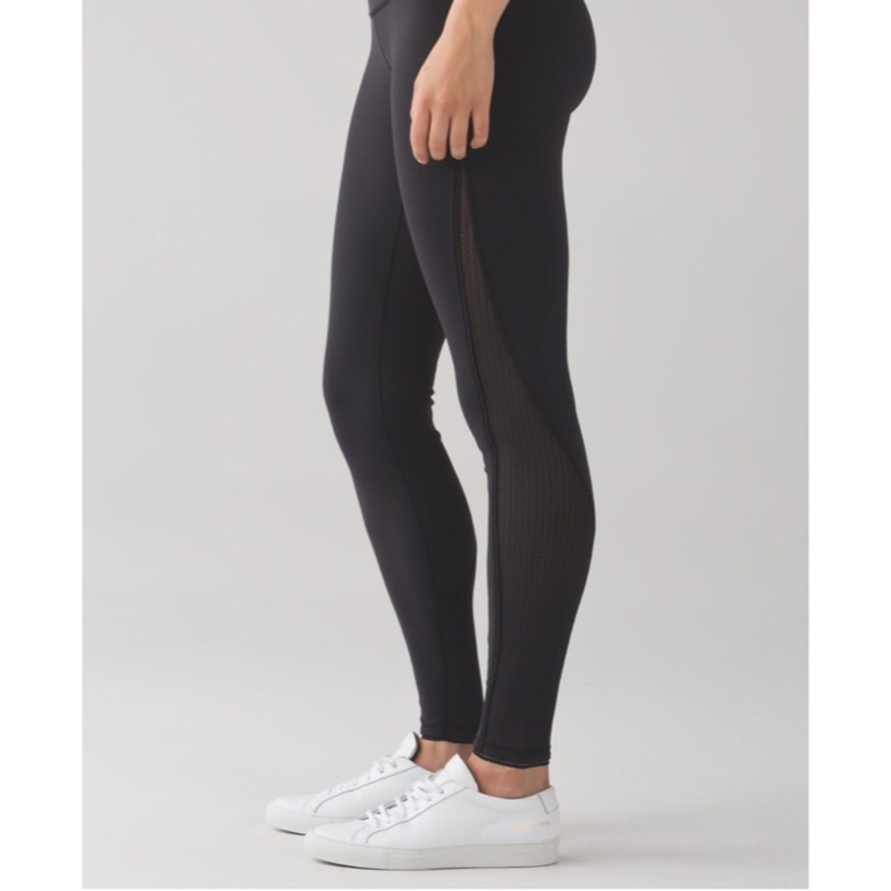 Lululemon Deep Breath Tight